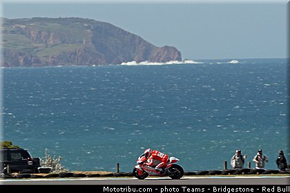 moto2_terol_0003_australie_philip_island_2013.jpg