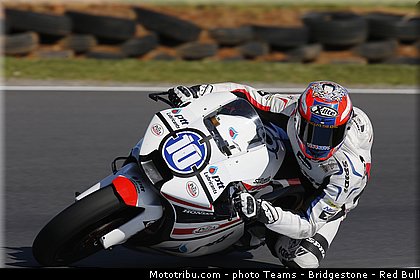 moto2_warokorn_0005_australie_philip_island_2013.jpg