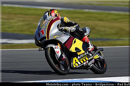 moto3_loi_0002_australie_philip_island_2013.jpg