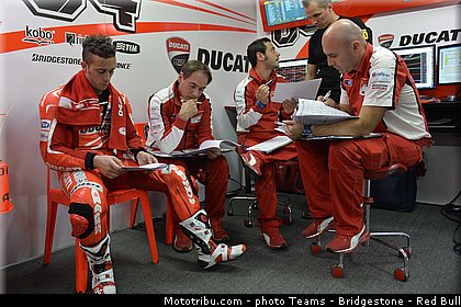 motogp_dovizioso_0004_australie_philip_island_2013.jpg