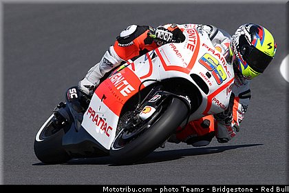 motogp_hernandez_0001_australie_philip_island_2013.jpg