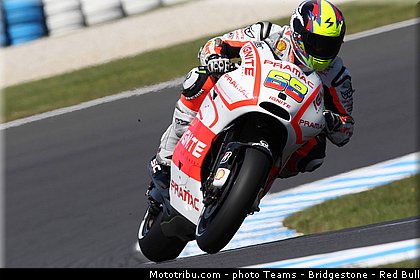 motogp_hernandez_0002_australie_philip_island_2013.jpg