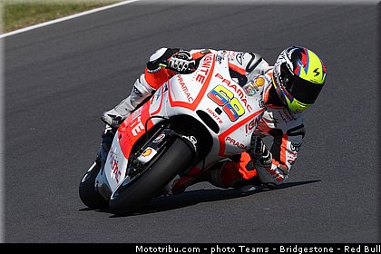 motogp_hernandez_0004_australie_philip_island_2013.jpg