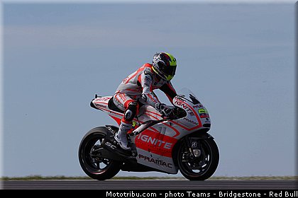 motogp_hernandez_0007_australie_philip_island_2013.jpg