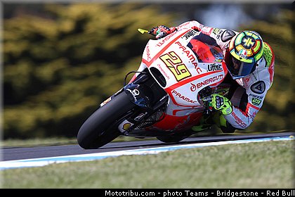 motogp_iannone_0010_australie_philip_island_2013.jpg