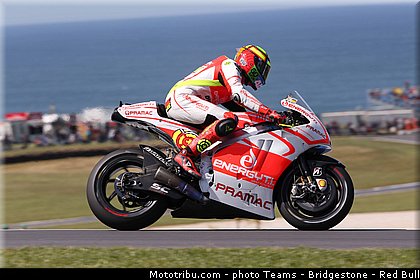 motogp_iannone_0011_australie_philip_island_2013.jpg