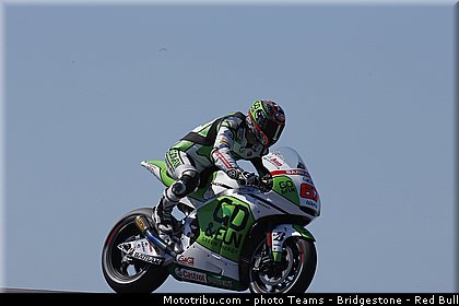 motogp_staring_0008_australie_philip_island_2013.jpg