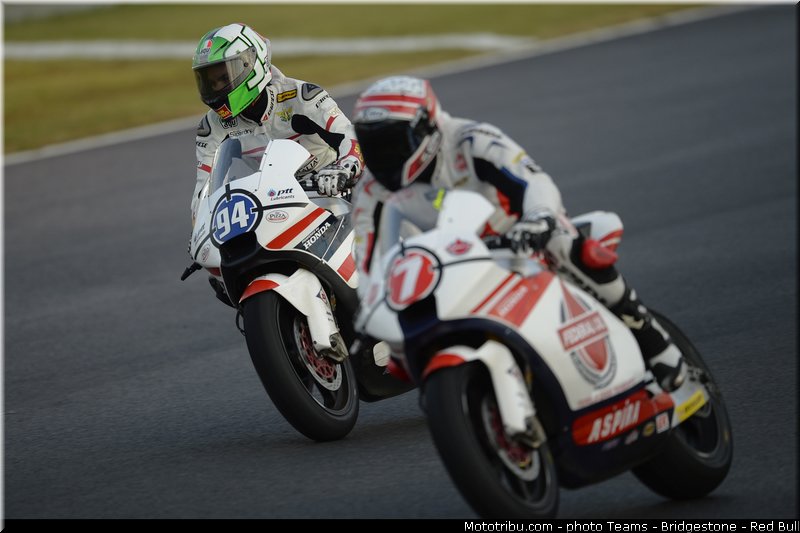 moto2_003_japon_motegi_2013