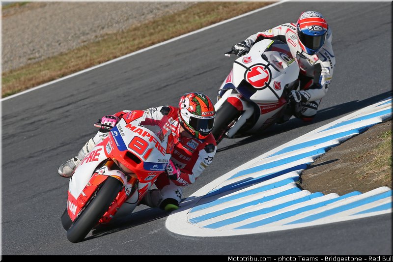 moto2_023_japon_motegi_2013