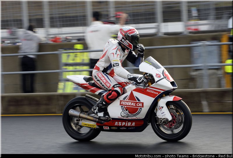 moto2_pradita_009_japon_motegi_2013