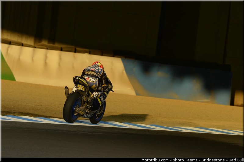 moto2_rossi_009_japon_motegi_2013