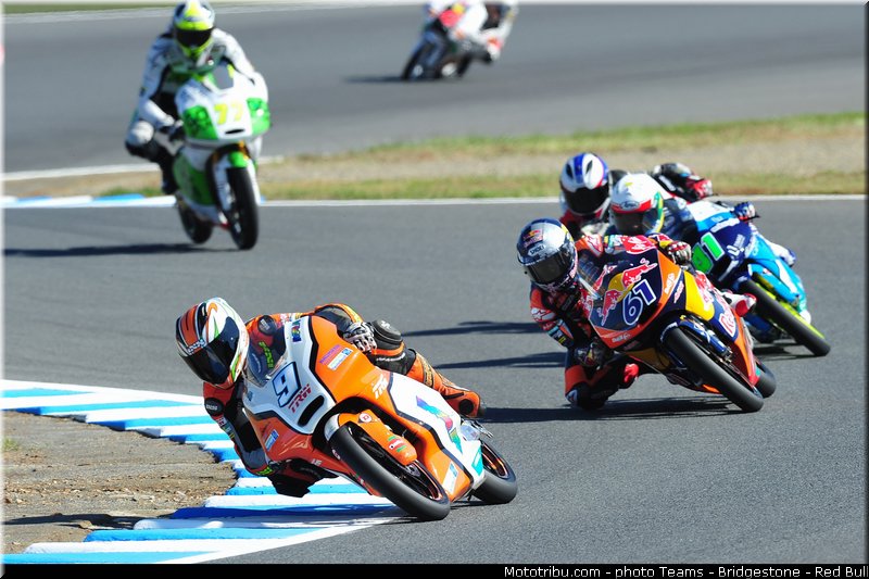 moto3_056_japon_motegi_2013