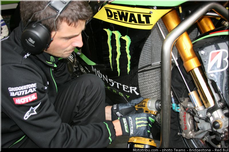 motogp_tech3_002_japon_motegi_2013