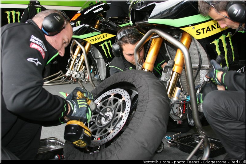 motogp_tech3_005_japon_motegi_2013