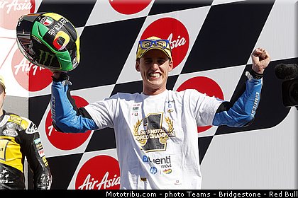 moto2_espargaro_p_012_japon_motegi_2013.jpg