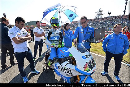 moto2_espargaro_p_033_japon_motegi_2013.jpg