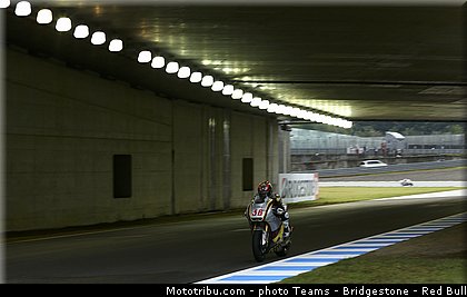 moto2_kallio_004_japon_motegi_2013.jpg