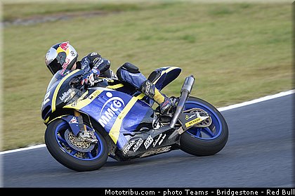 moto2_kent_006_japon_motegi_2013.jpg