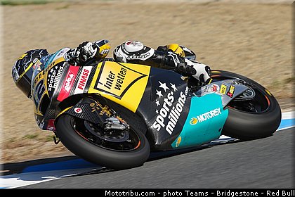 moto2_luthi_002_japon_motegi_2013.jpg