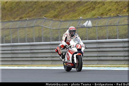 moto2_pradita_003_japon_motegi_2013.jpg