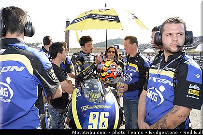 moto2_rossi_011_japon_motegi_2013.jpg