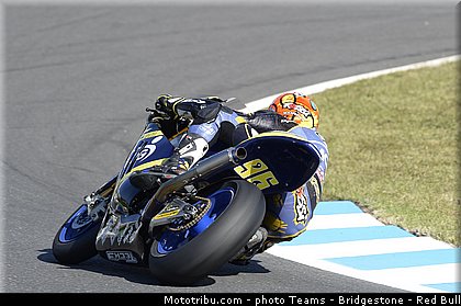 moto2_rossi_012_japon_motegi_2013.jpg