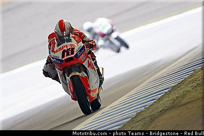 moto2_terol_004_japon_motegi_2013.jpg