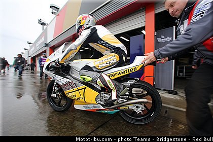 moto3_oettl_008_japon_motegi_2013.jpg