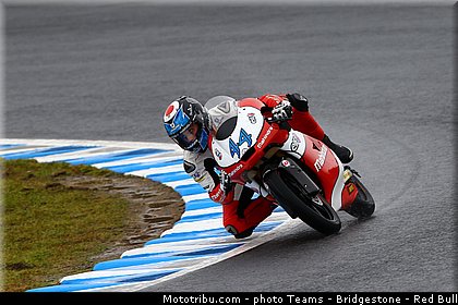 moto3_oliveira_002_japon_motegi_2013.jpg
