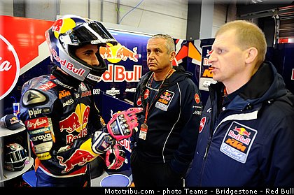 moto3_salom_007_japon_motegi_2013.jpg