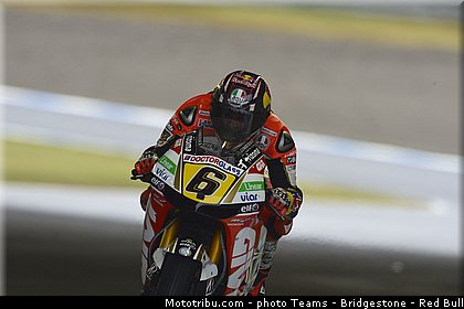 motogp_bradl_006_japon_motegi_2013.jpg