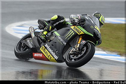 motogp_crutchlow_016_japon_motegi_2013.jpg