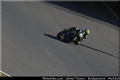 motogp_crutchlow_023_japon_motegi_2013.jpg