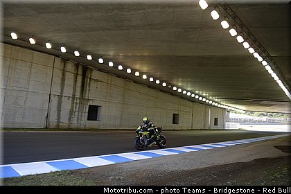 motogp_crutchlow_029_japon_motegi_2013.jpg
