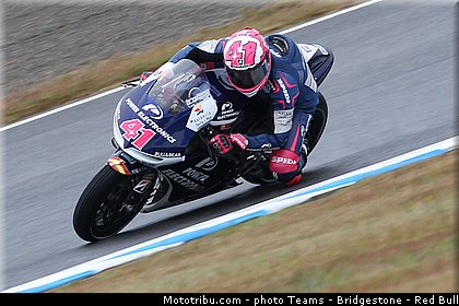 motogp_espargaro_003_japon_motegi_2013.jpg
