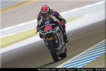 motogp_espargaro_004_japon_motegi_2013.jpg