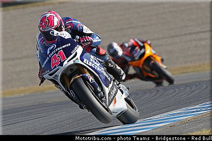 motogp_espargaro_009_japon_motegi_2013.jpg