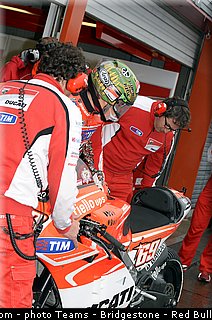 motogp_hayden_007_japon_motegi_2013.jpg