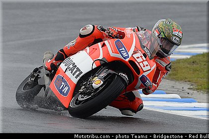 motogp_hayden_012_japon_motegi_2013.jpg
