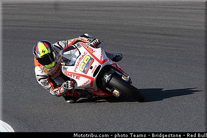 motogp_hernandez_010_japon_motegi_2013.jpg