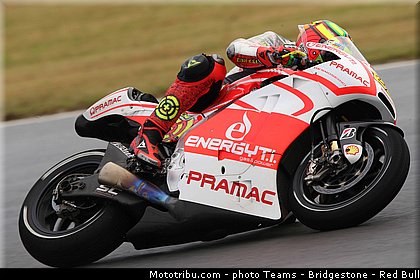 motogp_iannone_003_japon_motegi_2013.jpg