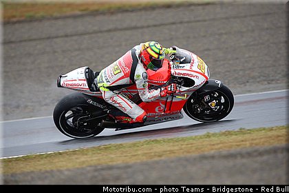 motogp_iannone_005_japon_motegi_2013.jpg