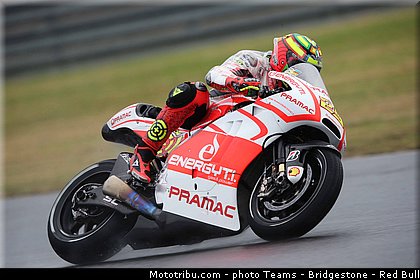 motogp_iannone_007_japon_motegi_2013.jpg