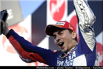 motogp_lorenzo_010_japon_motegi_2013.jpg