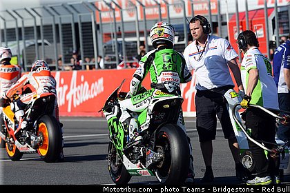motogp_staring_011_japon_motegi_2013.jpg