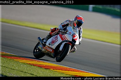 moto2_pradita_004_espagne_valencia_2013.jpg