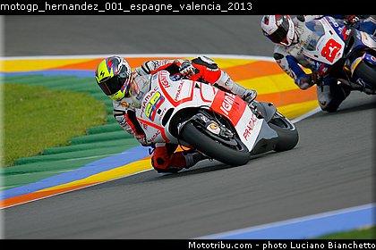 motogp_hernandez_001_espagne_valencia_2013.jpg