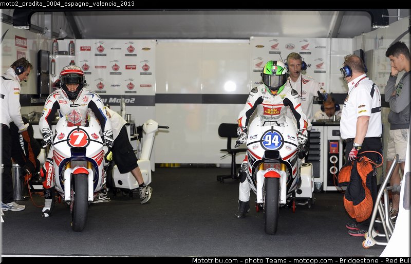 moto2_pradita_0004_espagne_valencia_2013