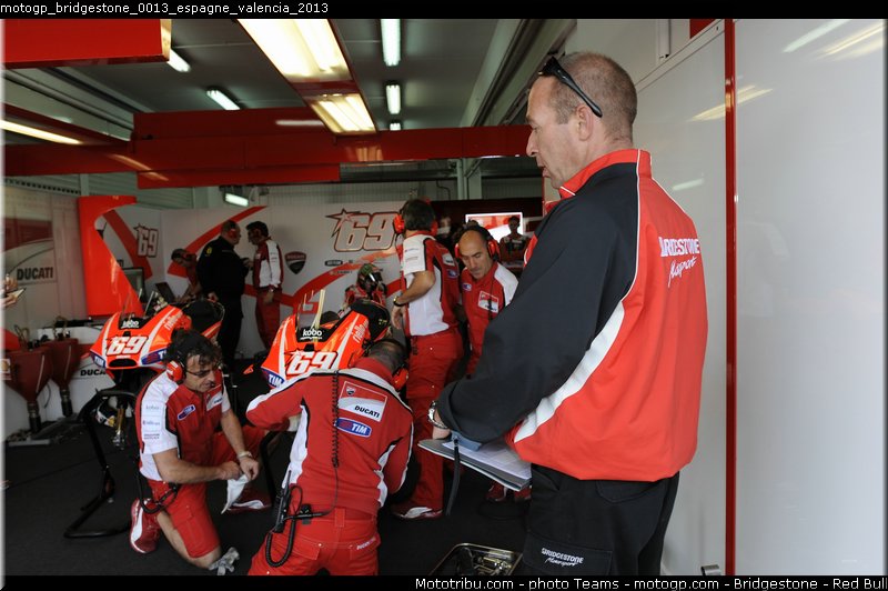 motogp_bridgestone_0013_espagne_valencia_2013