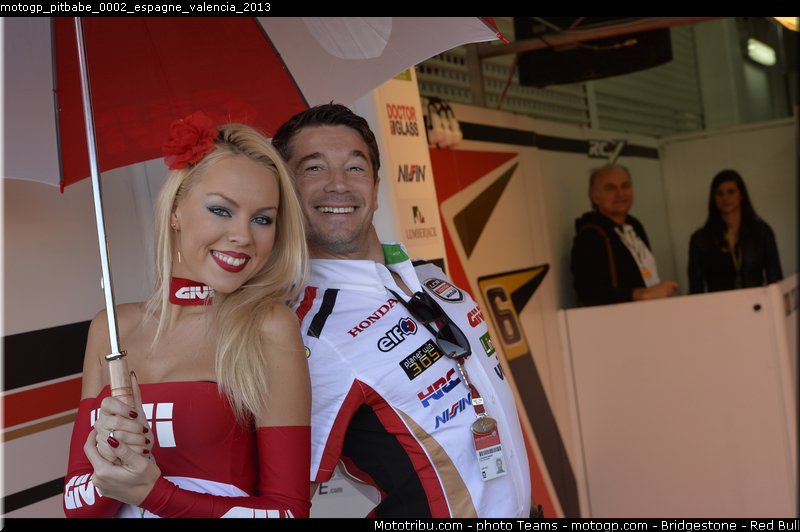 motogp_pitbabe_0002_espagne_valencia_2013